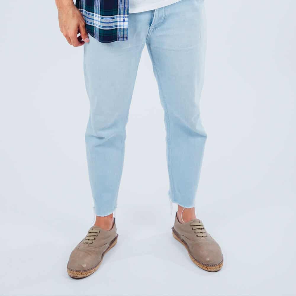 basic-blue-jeans-1-free-img